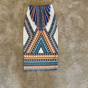 Bodycon mosaic design skirt